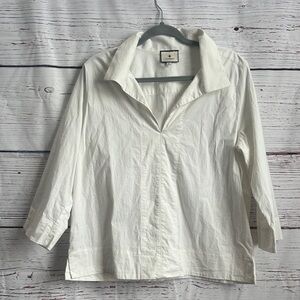 Elegant TUCKERNUCK White Women's Top
